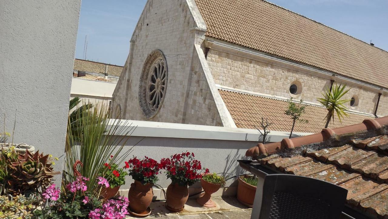 Mansarda Romantica "Il Nido Delle Rondini" Conversano Buitenkant foto